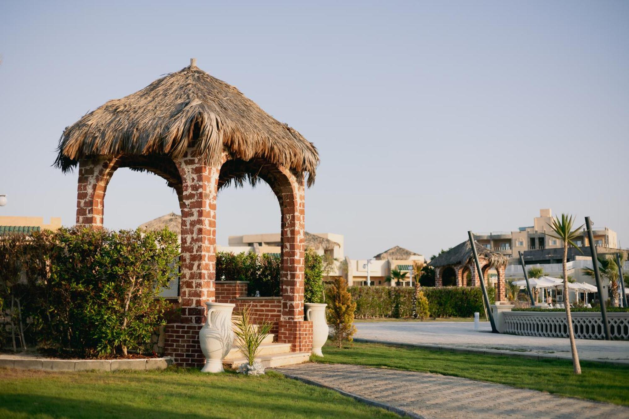 Grand Waha Resort Марса Матрух Екстериор снимка