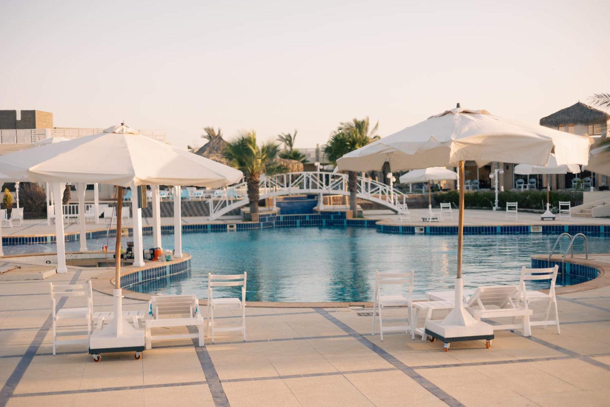 Grand Waha Resort Марса Матрух Екстериор снимка